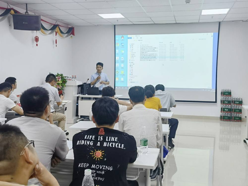三亚狄立医疗设备租赁有限公司药业技术交流会 (3) - 副本.jpg